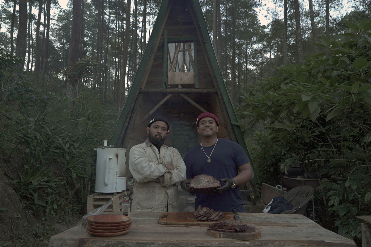 BBQ Mountain Boys, Memasak BBQ dan Bertani Kopi di Dalam Hutan dengan Passion